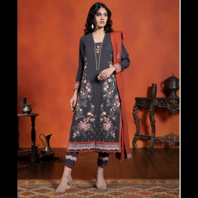 Sapphire Vintage Khaddar S10