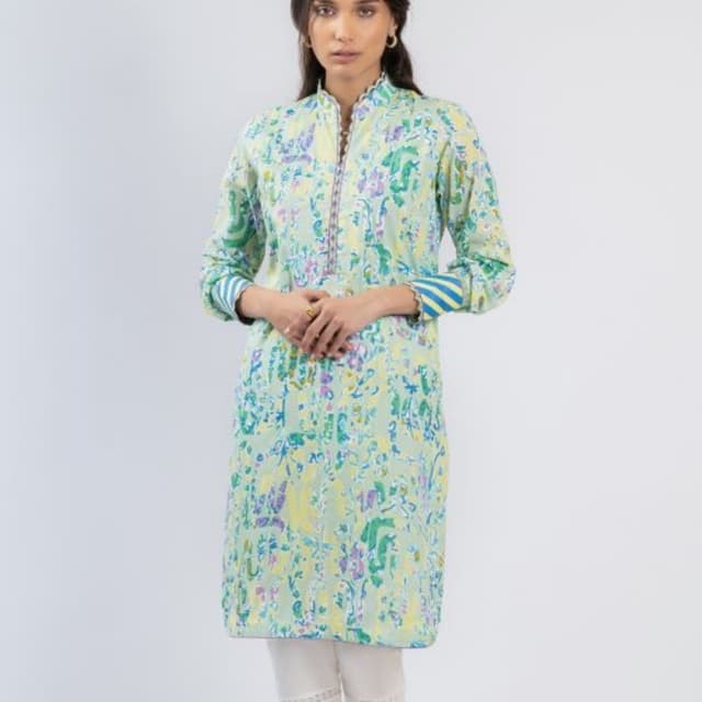 Alkaram Studio New volume lawn AS221